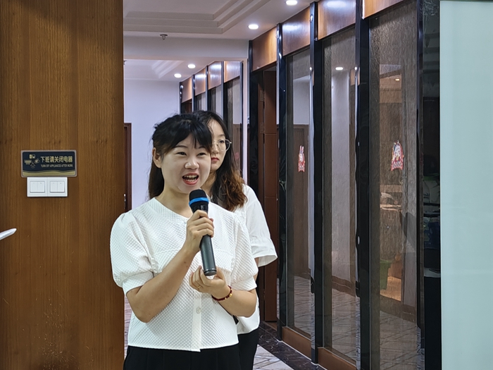 新人自我介绍1.jpg