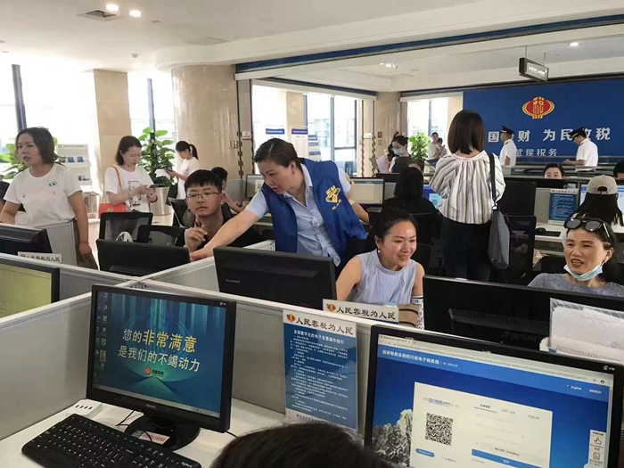 志愿者3.jpg