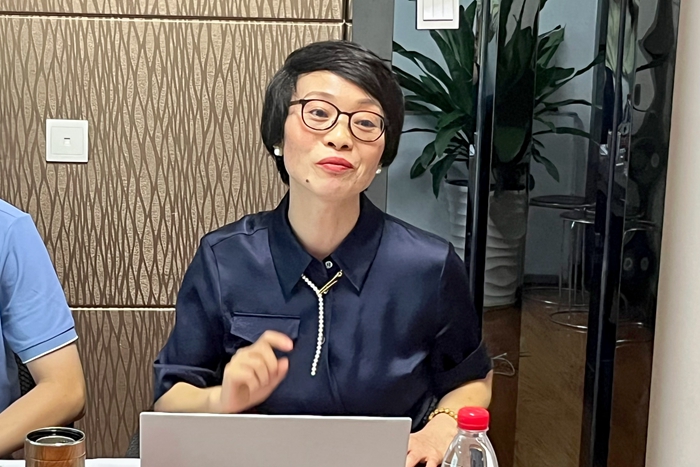 周群老师.jpg