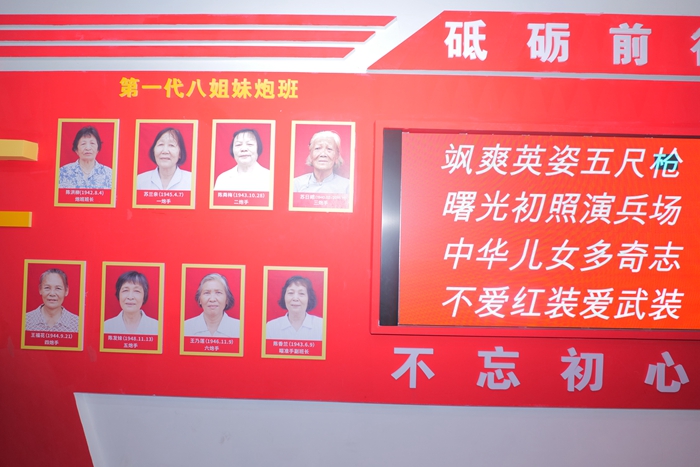参观（5）.jpg